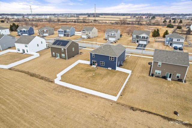 2730 Berrywood Lane, Yorkville, IL 60560