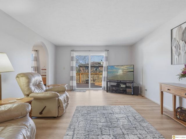 4920 S 66th Street, Lincoln, NE 68516