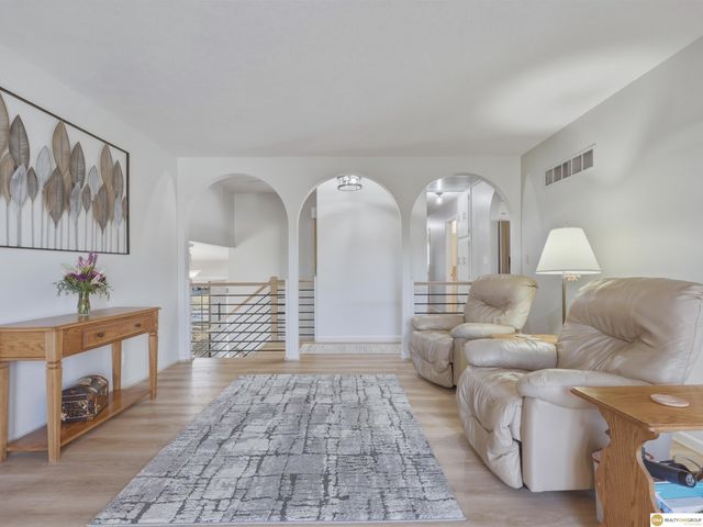 4920 S 66th Street, Lincoln, NE 68516