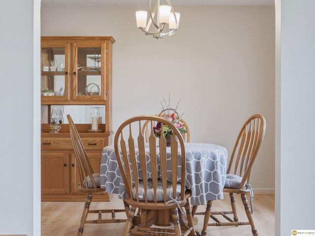 4920 S 66th Street, Lincoln, NE 68516