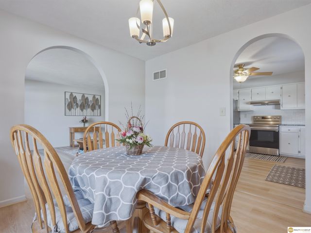 4920 S 66th Street, Lincoln, NE 68516