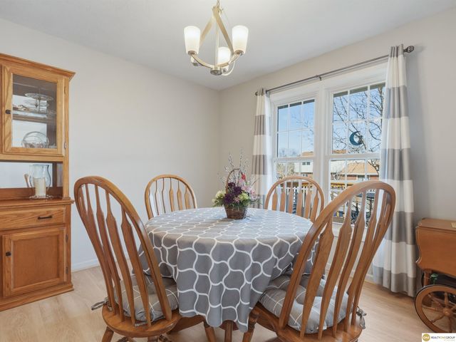 4920 S 66th Street, Lincoln, NE 68516