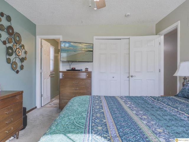 4920 S 66th Street, Lincoln, NE 68516