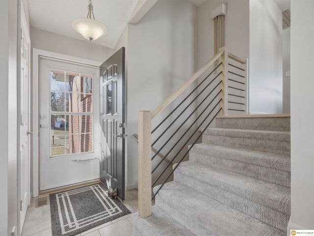 4920 S 66th Street, Lincoln, NE 68516