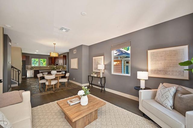 3024 I St, Sacramento, CA 95816