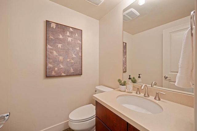 3024 I St, Sacramento, CA 95816