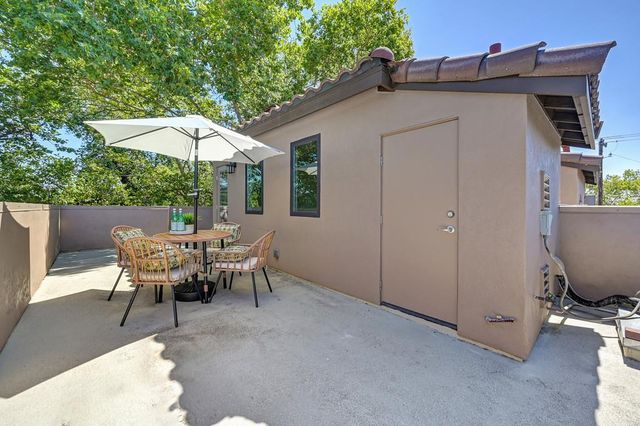 3024 I St, Sacramento, CA 95816