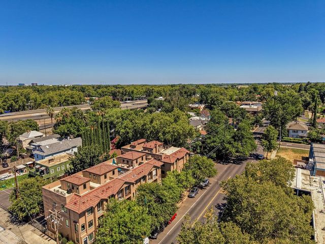 3024 I St, Sacramento, CA 95816