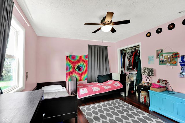21080 Six Points Road, Sheridan, IN 46069