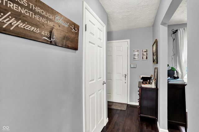 21080 Six Points Road, Sheridan, IN 46069