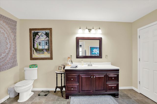 21080 Six Points Road, Sheridan, IN 46069