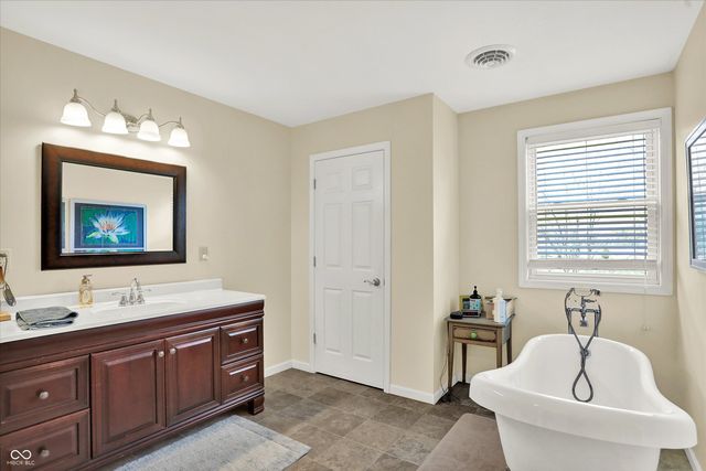 21080 Six Points Road, Sheridan, IN 46069