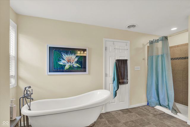 21080 Six Points Road, Sheridan, IN 46069