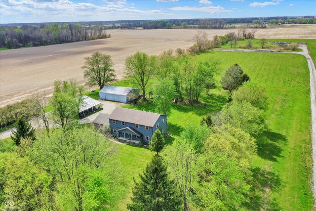 21080 Six Points Road, Sheridan, IN 46069