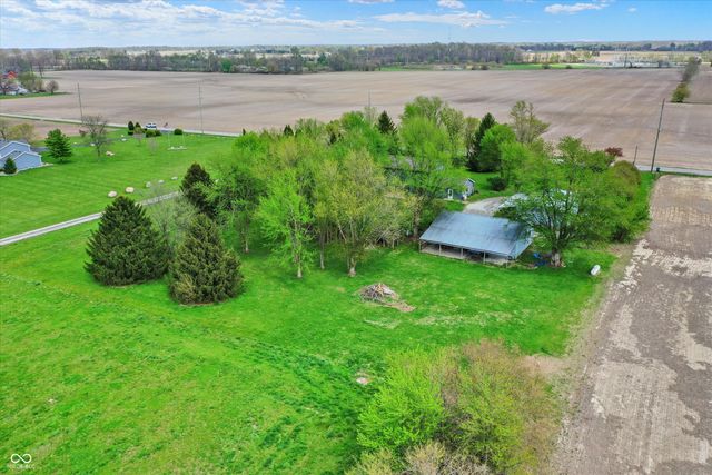 21080 Six Points Road, Sheridan, IN 46069