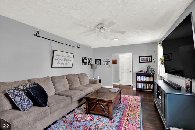 21080 Six Points Road, Sheridan, IN 46069