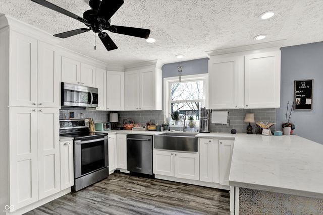 21080 Six Points Road, Sheridan, IN 46069