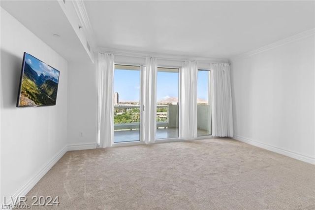 2857 Paradise Road 704, Las Vegas, NV 89109