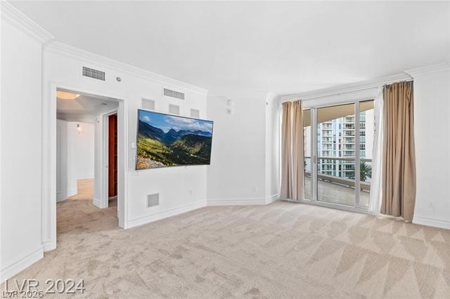 2857 Paradise Road 704, Las Vegas, NV 89109