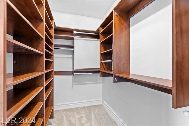 2857 Paradise Road 704, Las Vegas, NV 89109