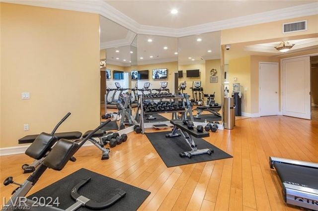 2857 Paradise Road 704, Las Vegas, NV 89109