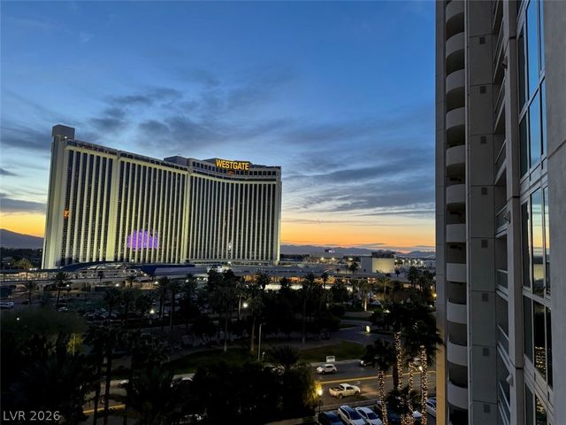 2857 Paradise Road 704, Las Vegas, NV 89109