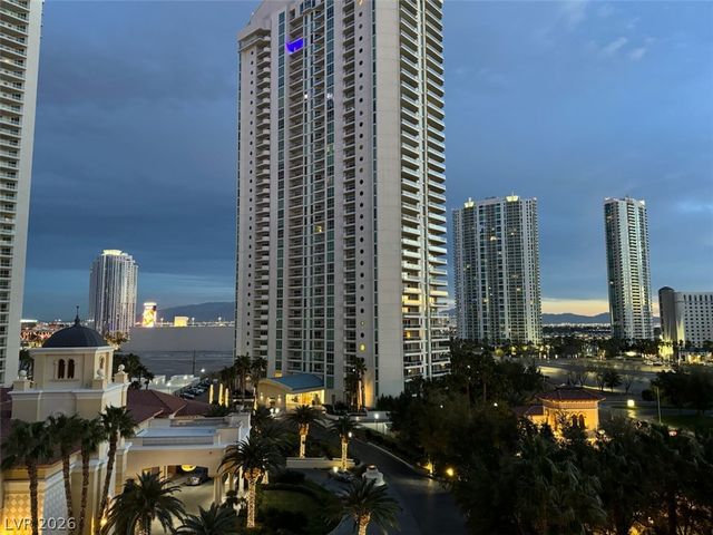 2857 Paradise Road 704, Las Vegas, NV 89109