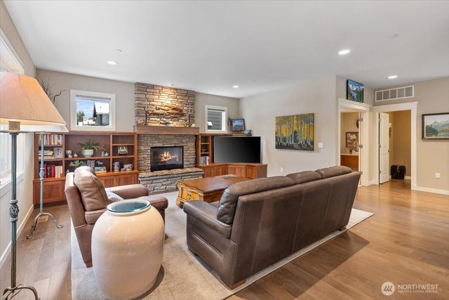 3556 SE 16th Street, North Bend, WA 98045