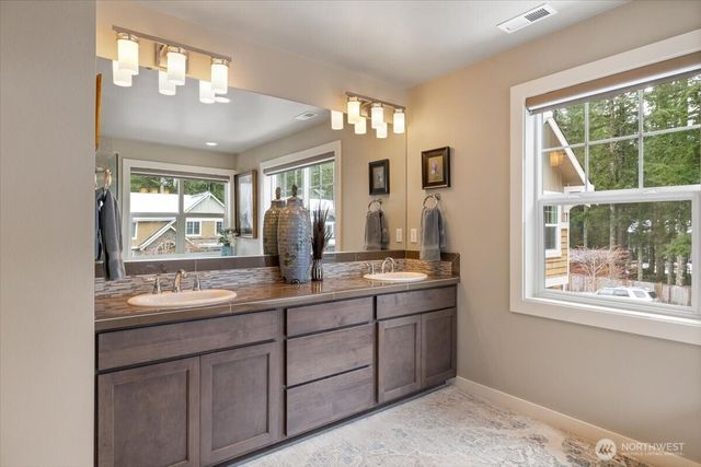 3556 SE 16th Street, North Bend, WA 98045