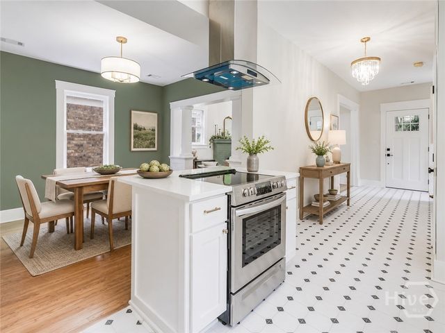 1008 E Waldburg Street A, Savannah, GA 31401