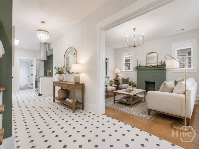 1008 E Waldburg Street A, Savannah, GA 31401