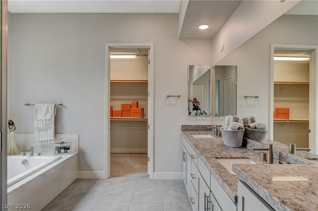 10885 Crimson Cliffs Avenue, Las Vegas, NV 89135