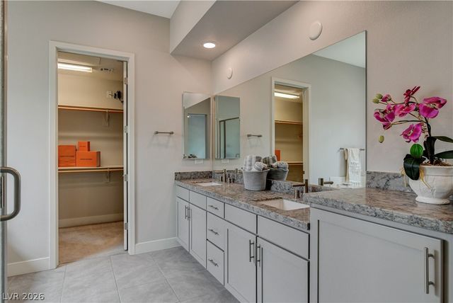 10885 Crimson Cliffs Avenue, Las Vegas, NV 89135