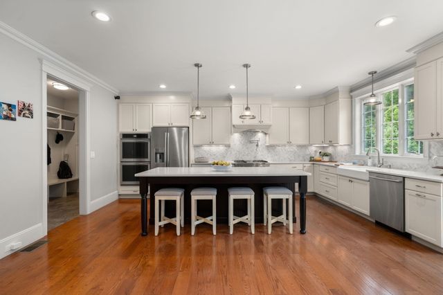 18 Anthony Dr, Sudbury, MA 01776