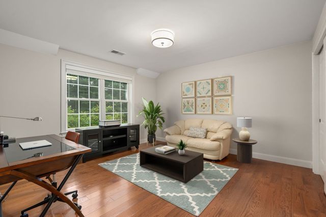 18 Anthony Dr, Sudbury, MA 01776