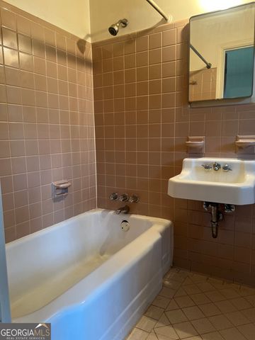 2935 Heather Drive, East Point, GA 30344