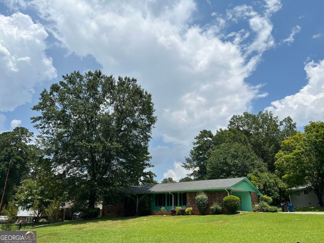 2935 Heather Drive, East Point, GA 30344