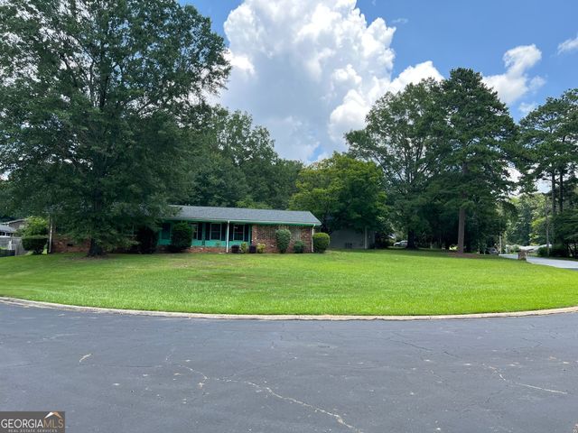 2935 Heather Drive, East Point, GA 30344