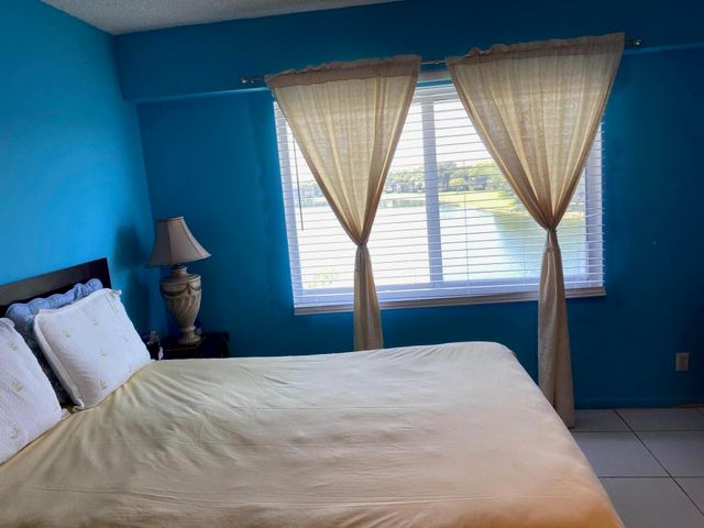 13100 SW 11th Court SW 412c, Pembroke Pines, FL 33027