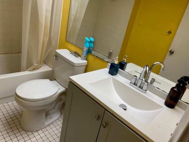 13100 SW 11th Court SW 412c, Pembroke Pines, FL 33027