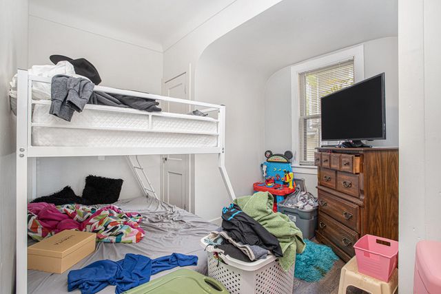 719 Hazard, Kalamazoo, MI 49048