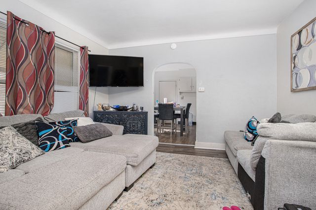 719 Hazard, Kalamazoo, MI 49048