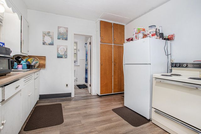 719 Hazard, Kalamazoo, MI 49048