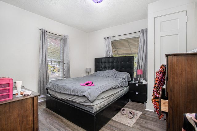 719 Hazard, Kalamazoo, MI 49048