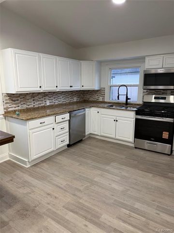 27284 Bunert Road, Warren, MI 48088