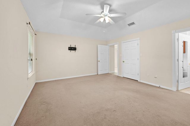 845 Clubside Drive, East Bernard, TX 77435