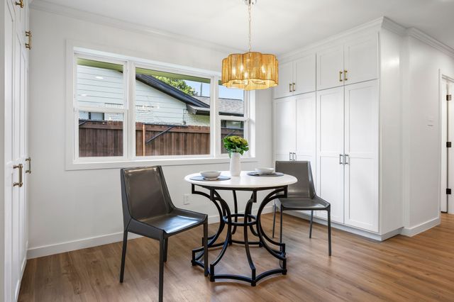 10018 Cromwell Drive, Dallas, TX 75229