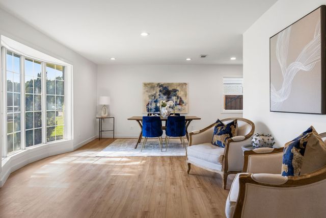 10018 Cromwell Drive, Dallas, TX 75229