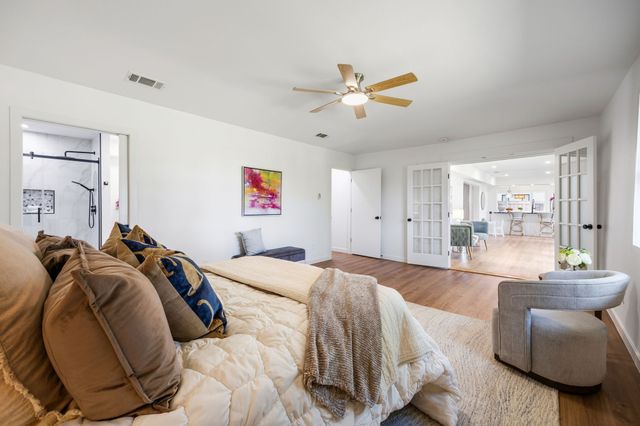 10018 Cromwell Drive, Dallas, TX 75229