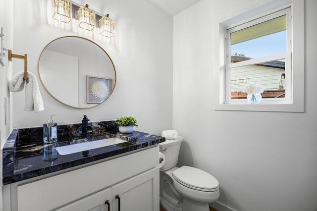 10018 Cromwell Drive, Dallas, TX 75229